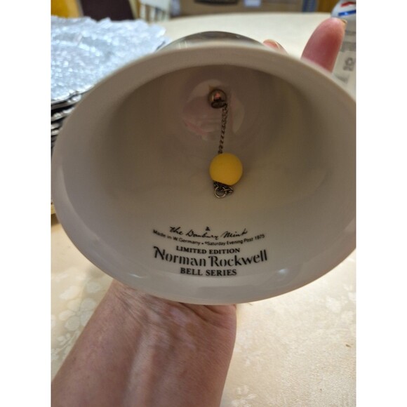 Norman Rockwell Bell Series Limited Edition 1975 Vintage - Picture 2 of 5